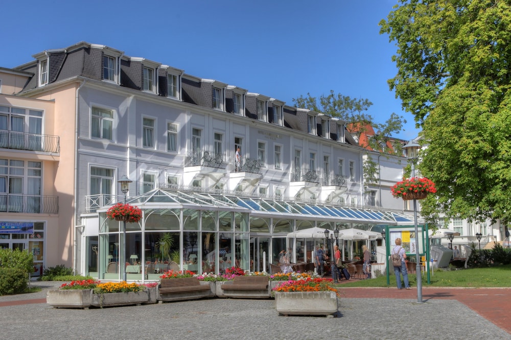 Seetelhotel Pommerscher Hof 61/67