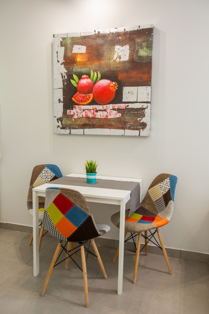 Raise Boutique Rooms in Center of Athens 16/23