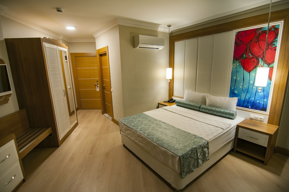 Exelans Hotel & Spa 24/45