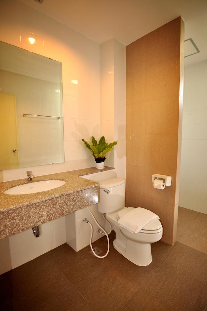 Sunshine Hostel Hua Hin 50/54