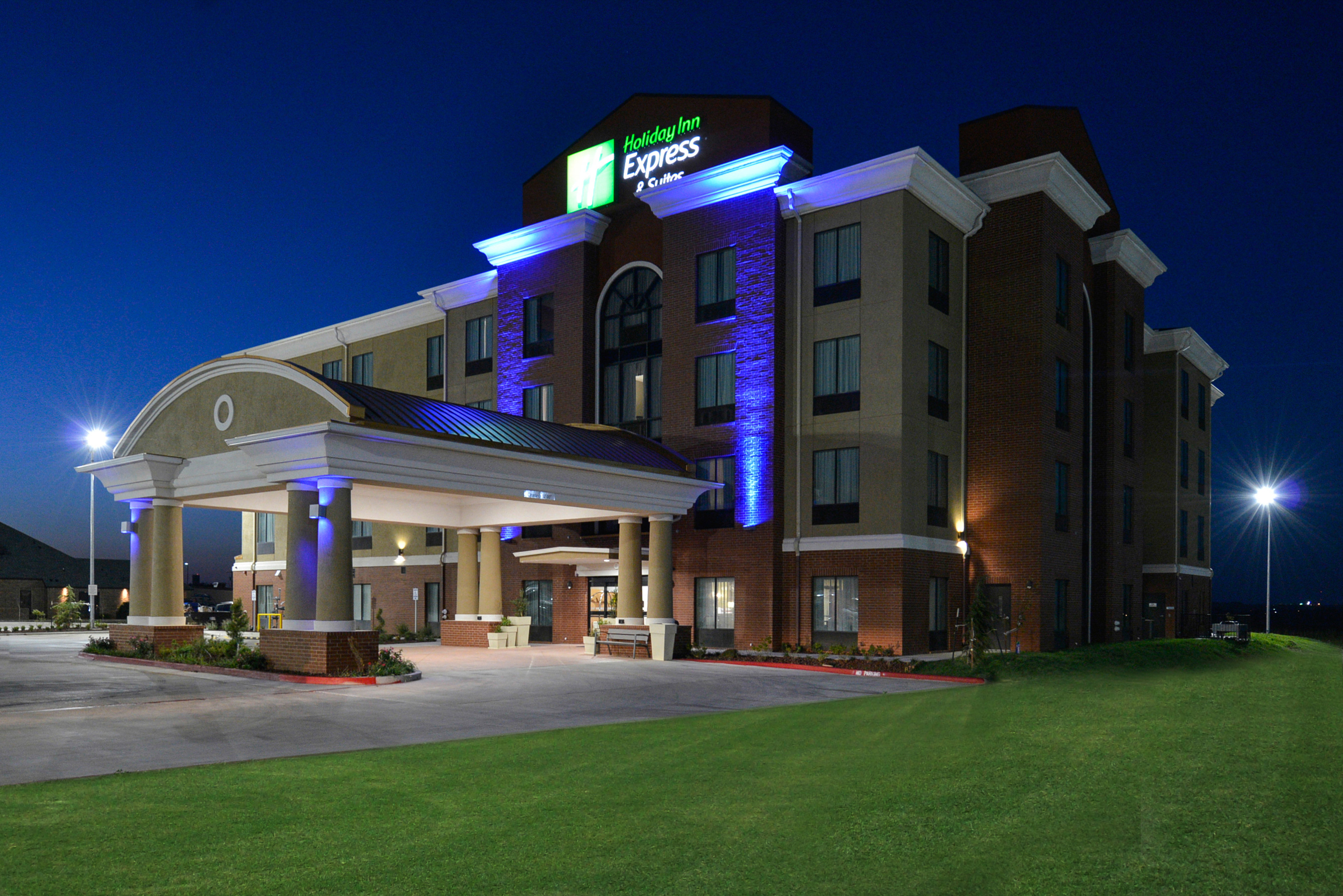 Holiday Inn Express Hotel And Suites Alva 2/40