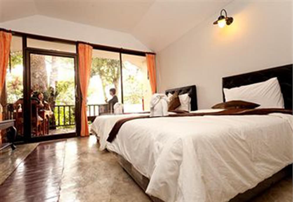 CHANG CLIFF RESORT 32/70