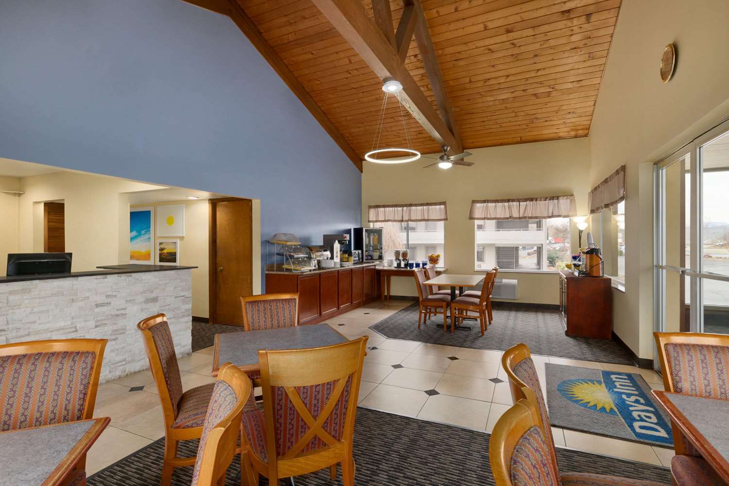 Days Inn by Wyndham Oak Ridge Knoxville 13/16