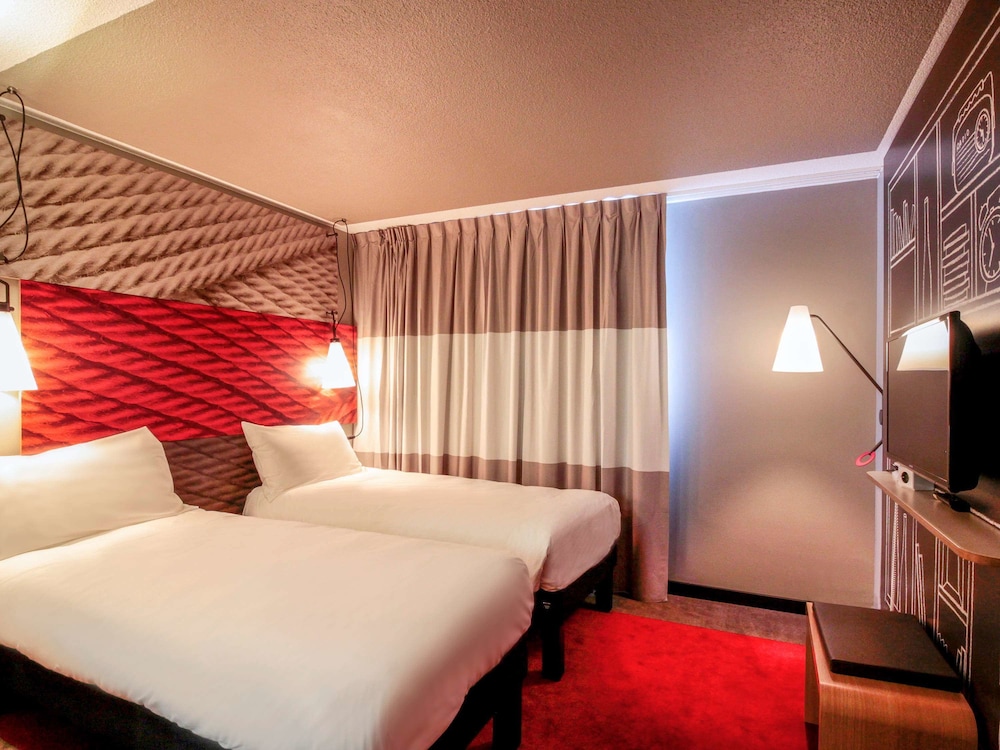 Ibis Cahors 11/50