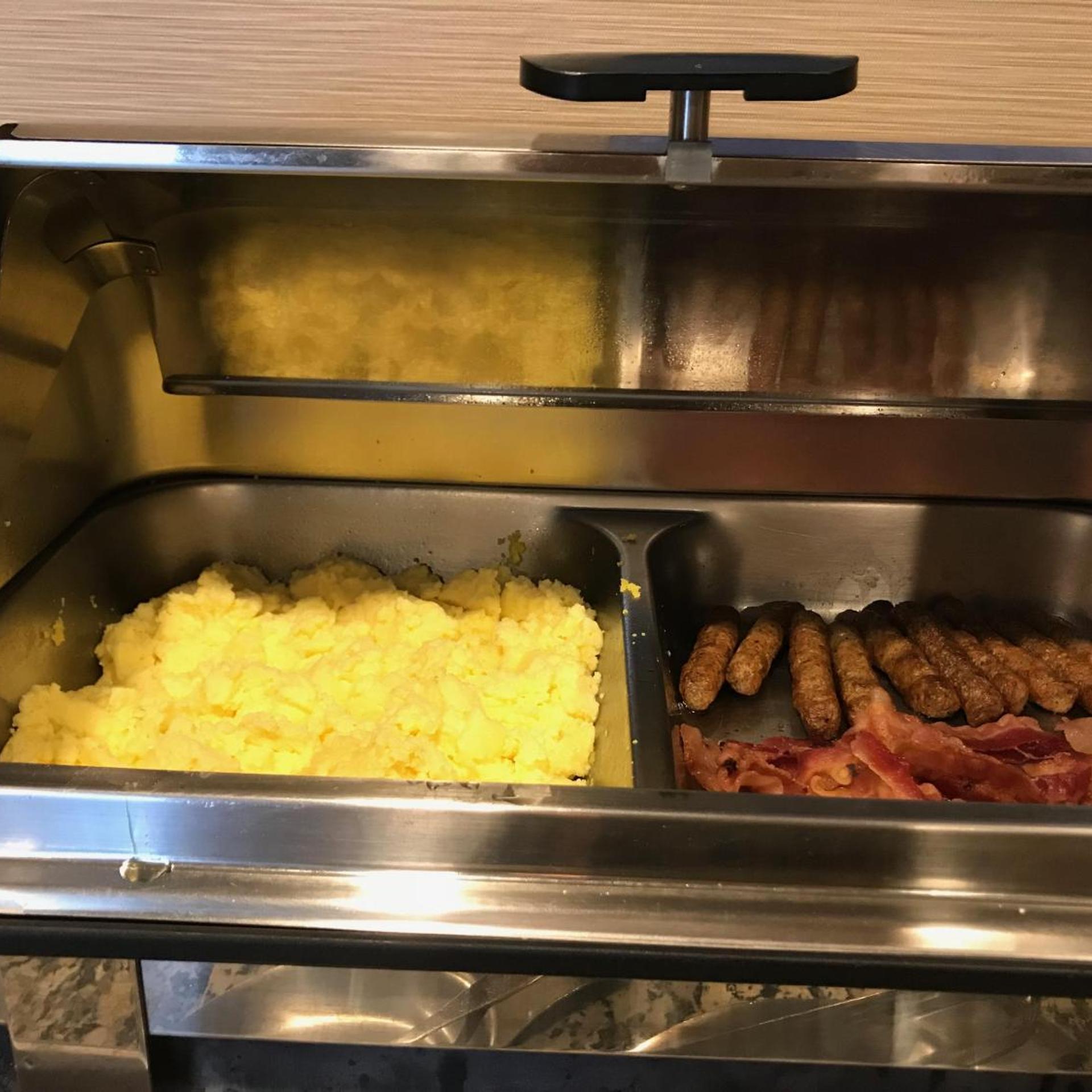 Heartland Inn and Suites 18/50