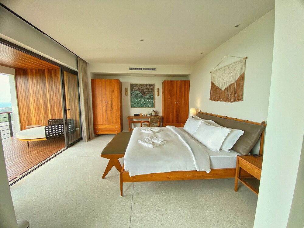 4 BEDROOMS, POOL, LUXURY, VILLA