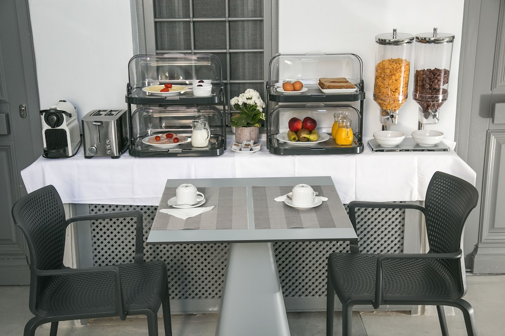 Theodora Suites - Adults Only 32/48