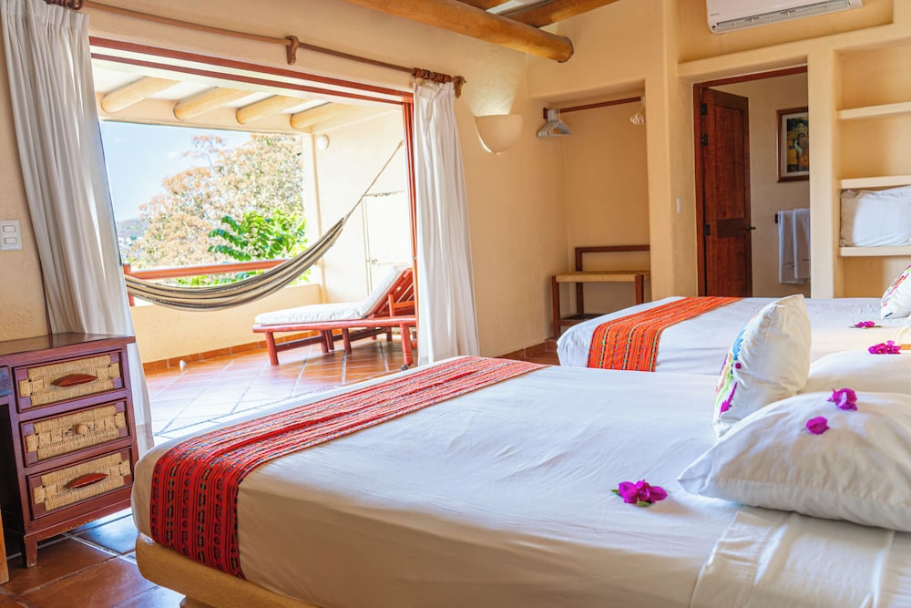 Catalina Beach Resort 5/50