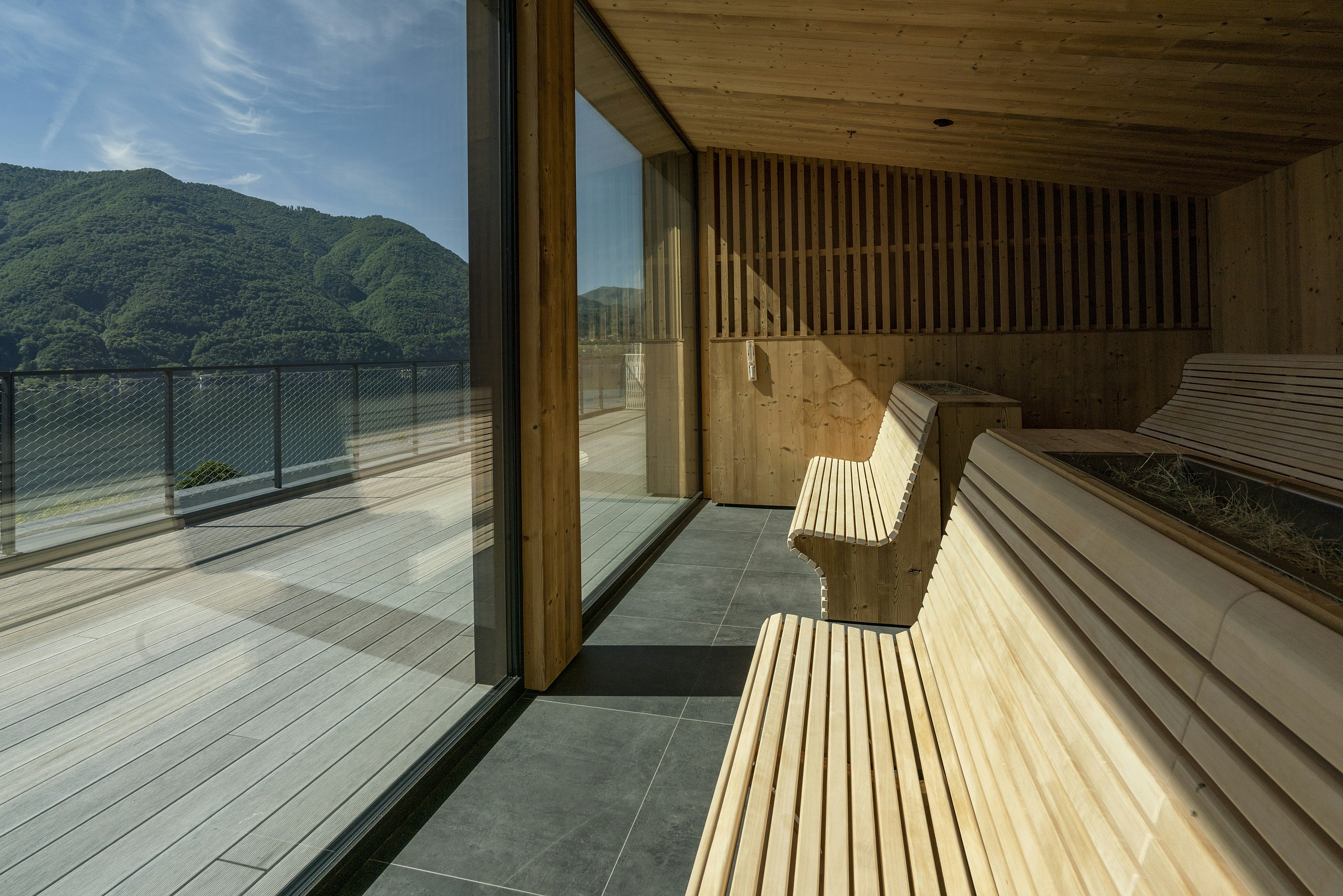 ARIA Retreat and SPA 28/65