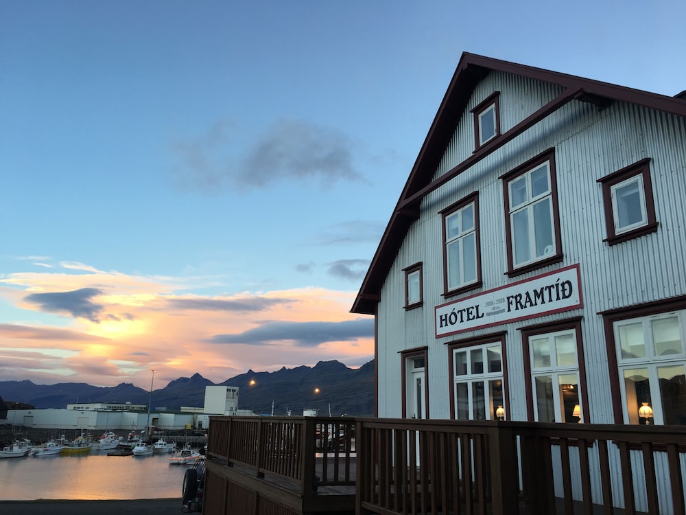 Hotel Framtid 4/40