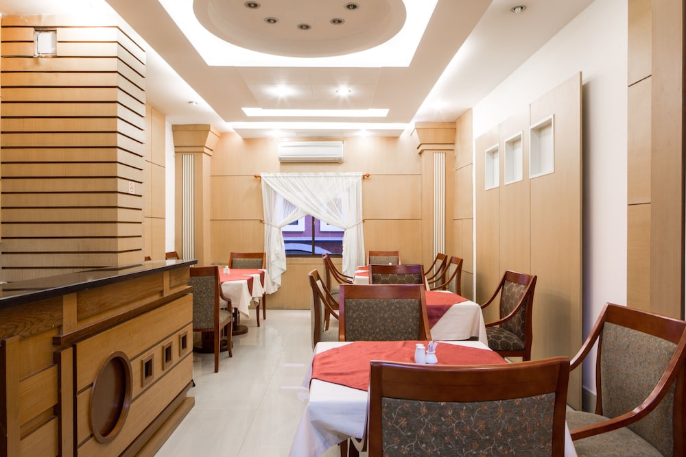 Little Brick Saigon Hotel 36/45