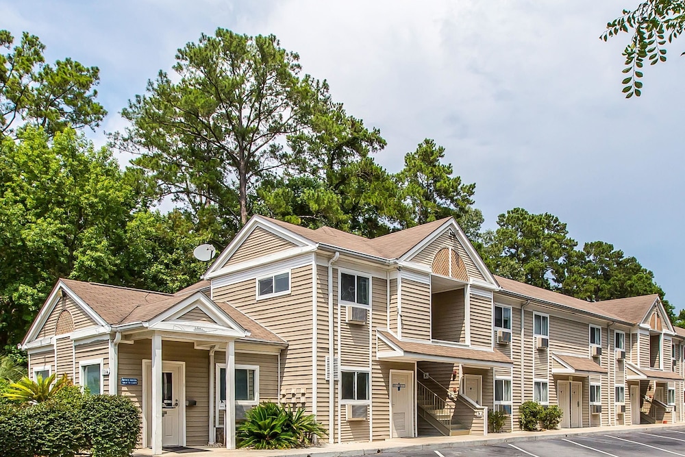 Suburban Extended Stay Abercorn photo4