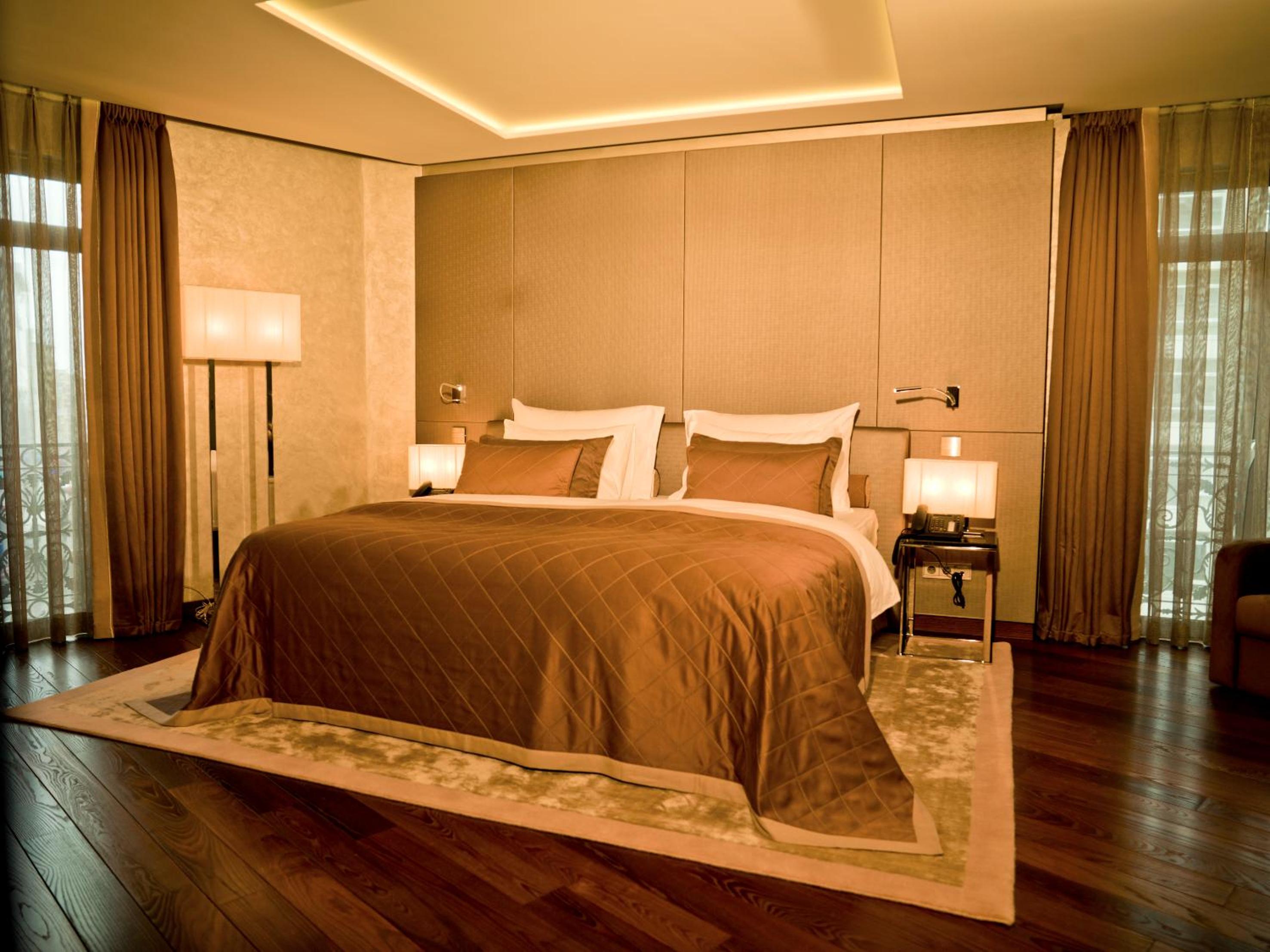 غرفة فاخرة بسرير مزدوج مع أريكة، Lasagrada Hotel Istanbul 2/10