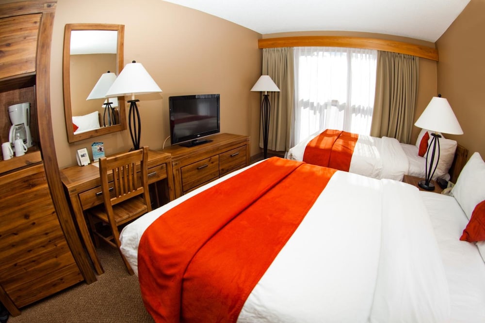 Tonquin Inn Jasper Hotel 10/37