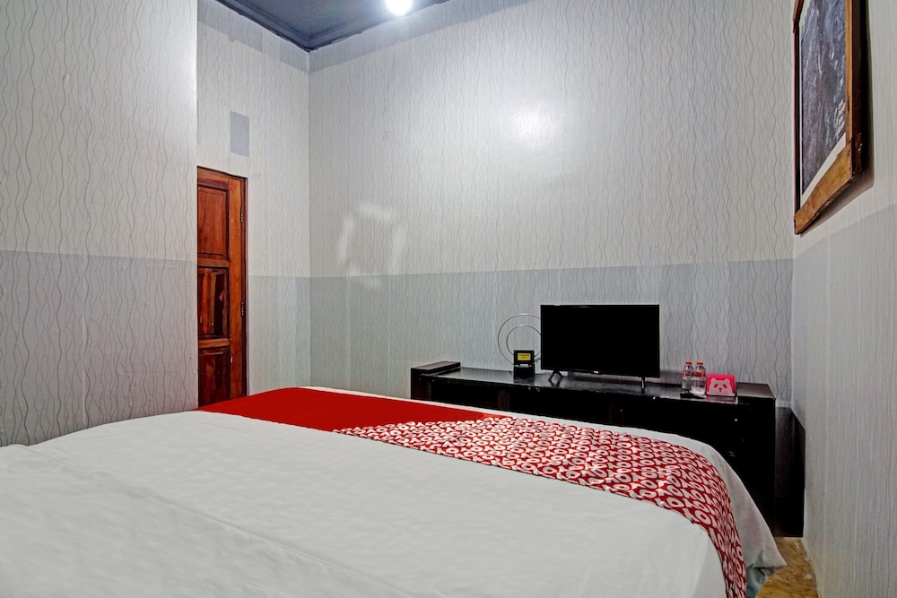 OYO 90358 Poris Residence 11/19