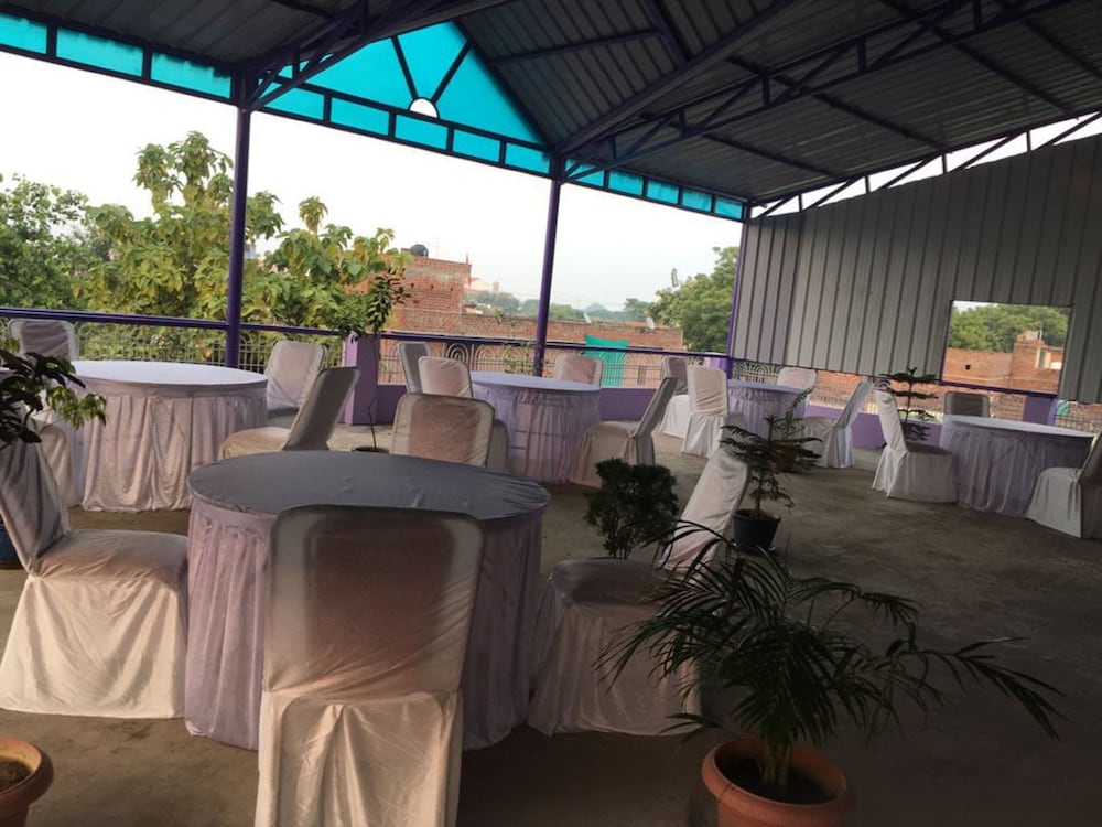 Srishti Shelter 25/36
