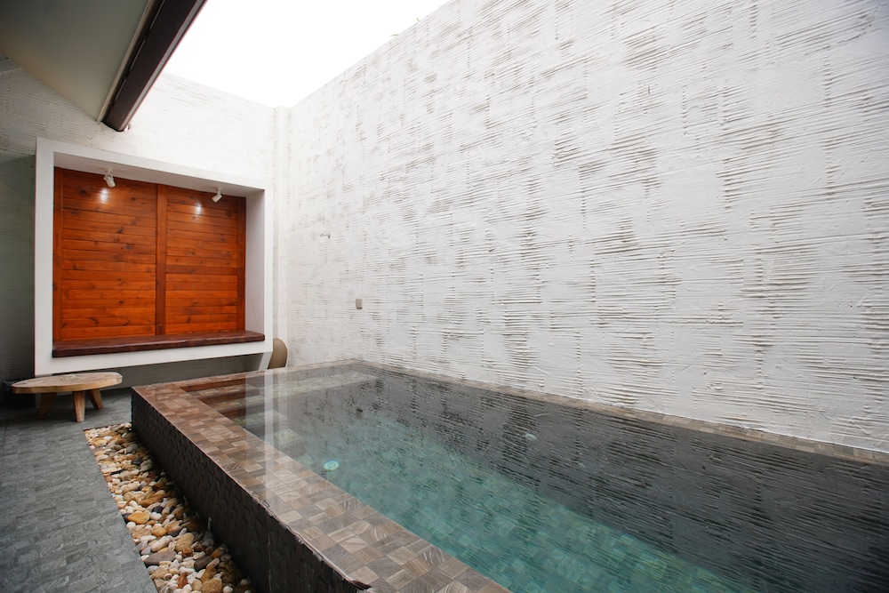 Arun Dara Villa 29/58