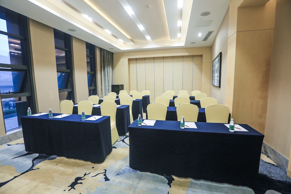 Skytel Hotel Chengdu 57/65