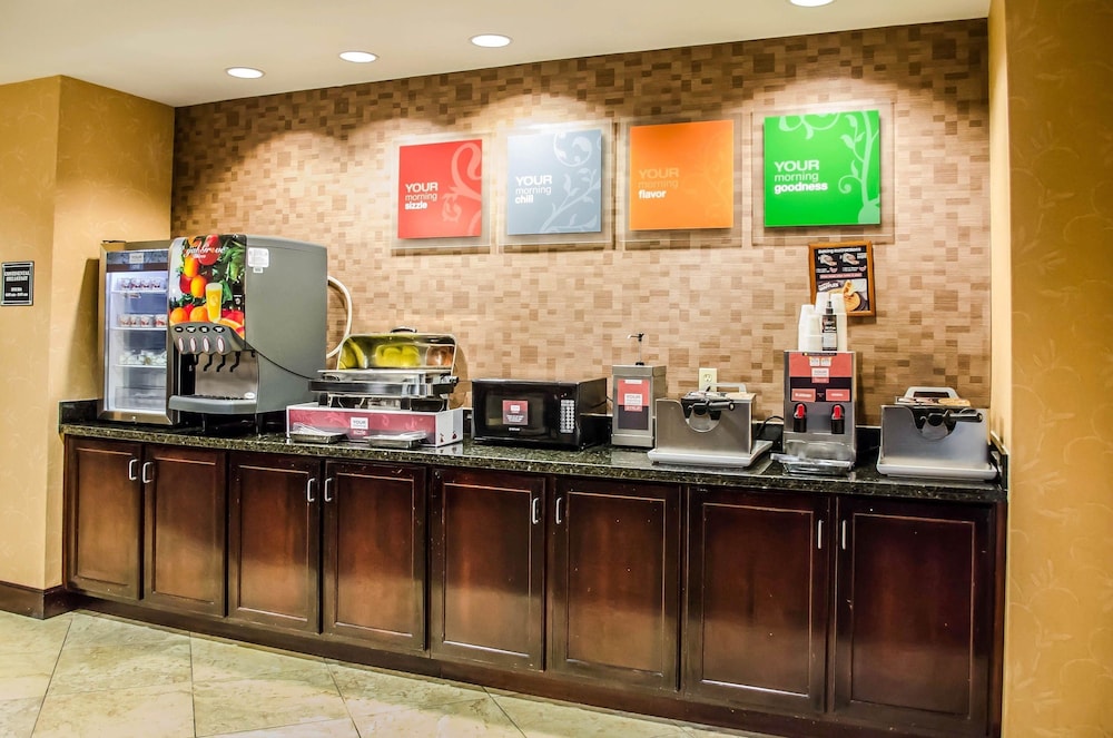Comfort Suites Mobile West Tillmans Corner 28/40