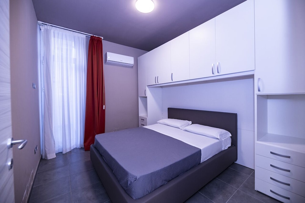ERACLE HOTEL 24/61