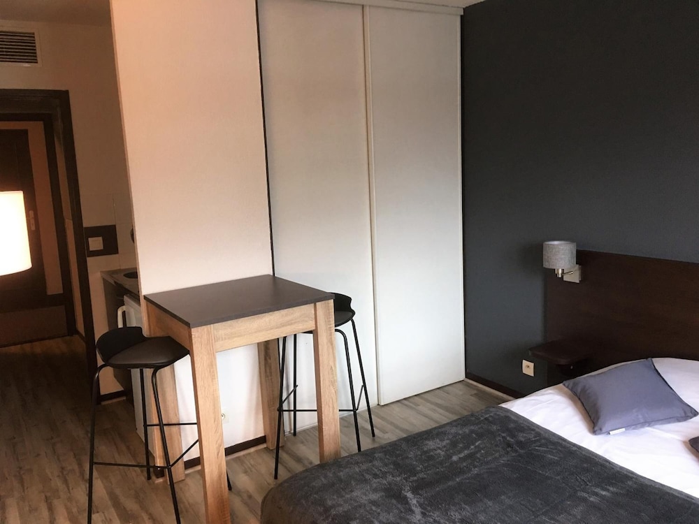 Adagio Access Grenoble 18/32