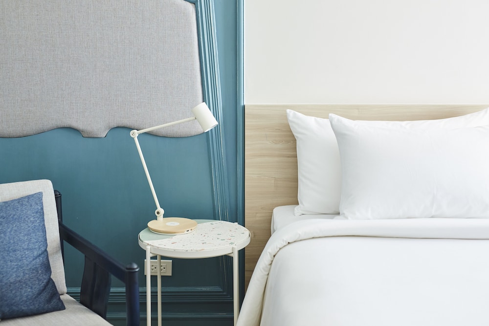 56 Surawong Hotel Bangkok 31/66