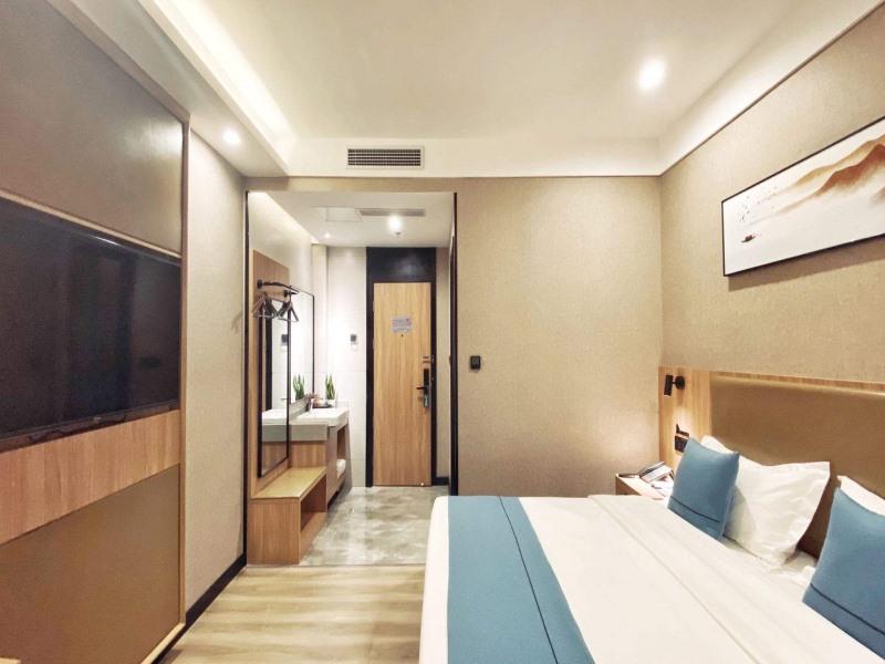 Green Tree Inn Shandong Jinan City Shungeng Intl. Convention and Exhibition Center Express Hotel 2/13