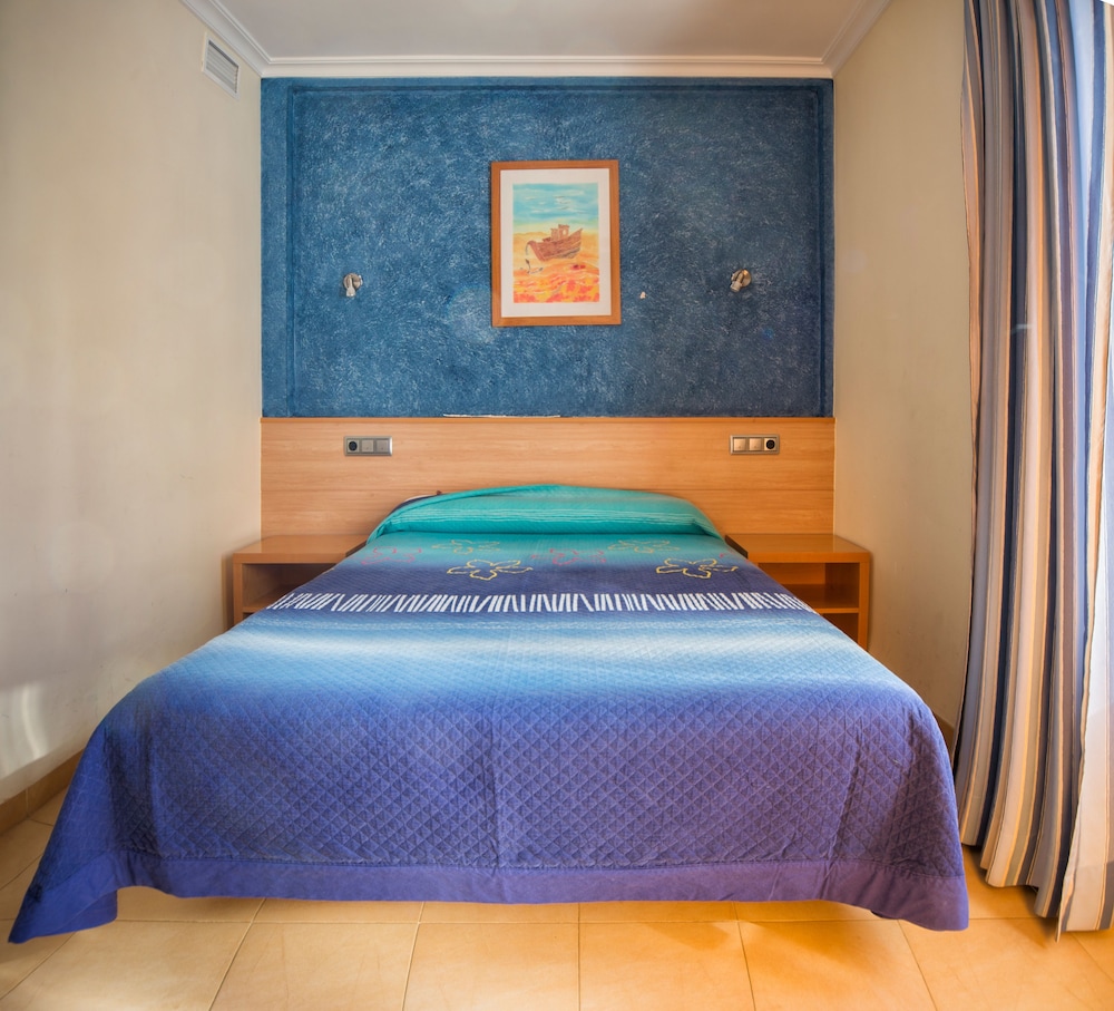 Punta Del Cantal Hotel Suites 16/48