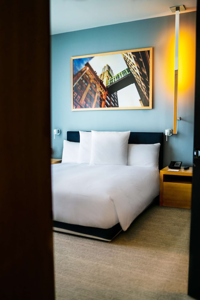 Andaz 5th Avenue 10/67
