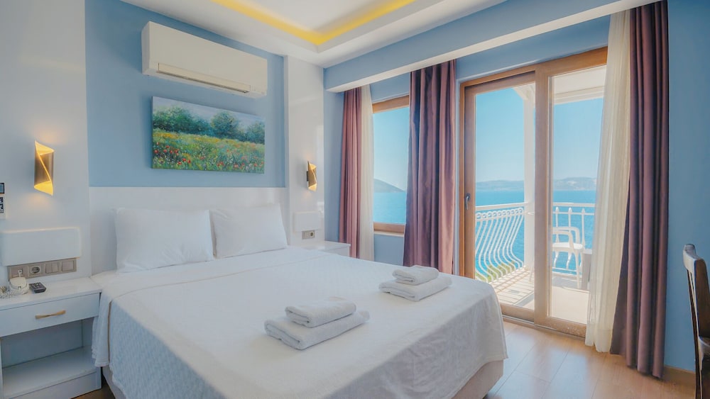 ROOM, DOUBLE BED, SEA VIEW