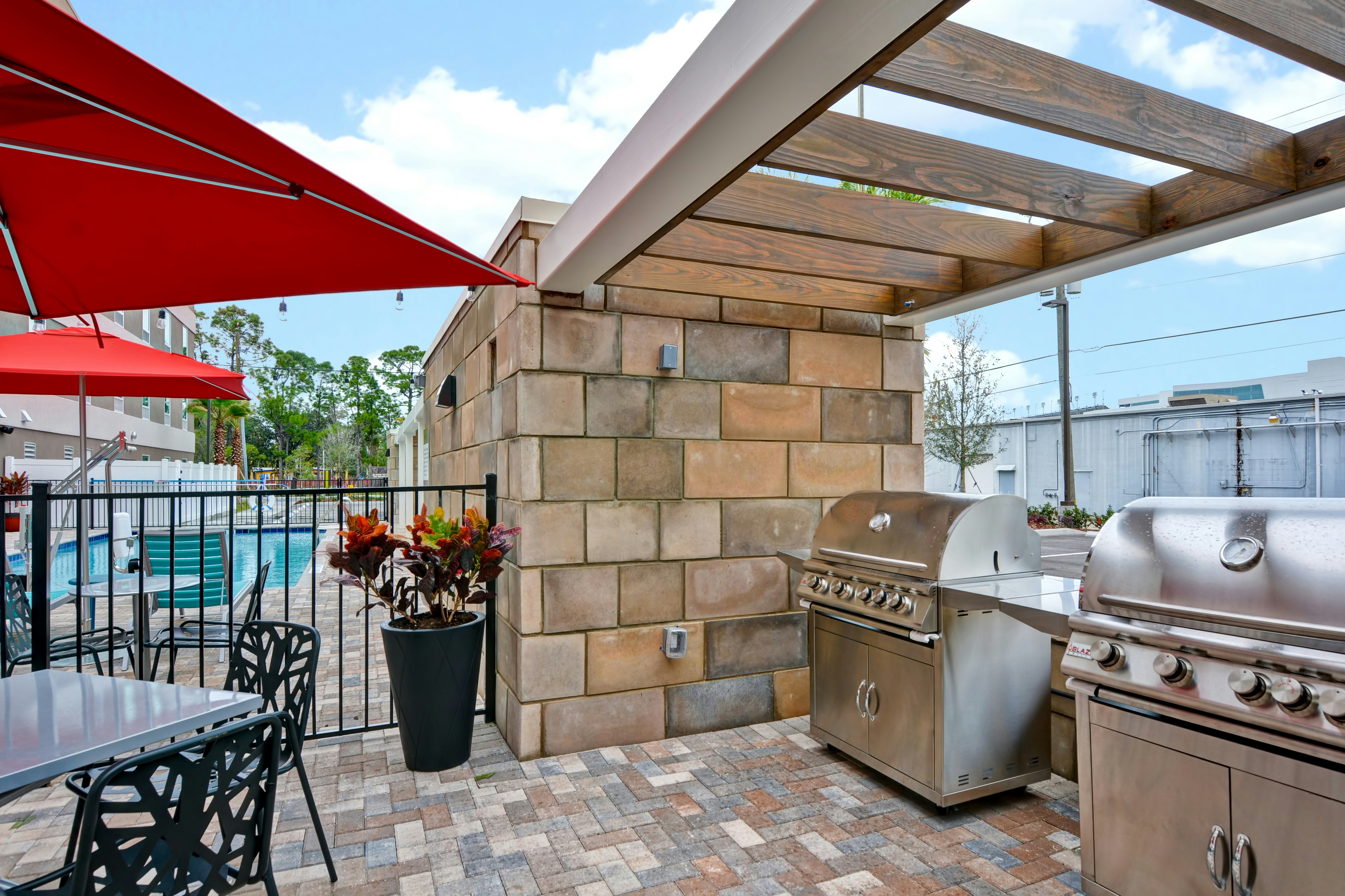 Home2 Suites By Hilton Daytona Beach Speedway Fl 33/56