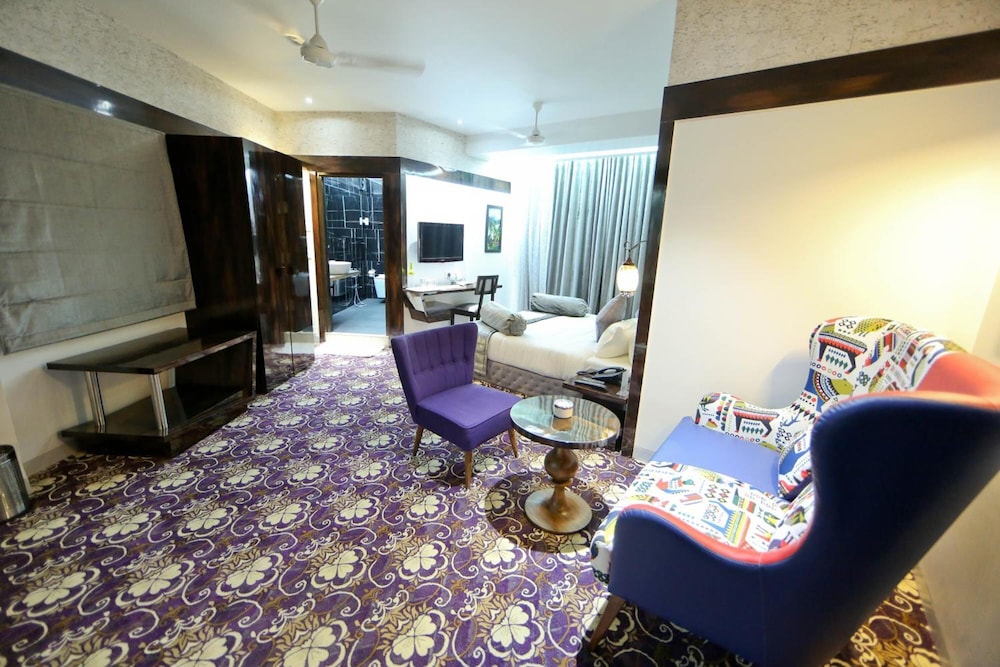 Hotel President 15/25