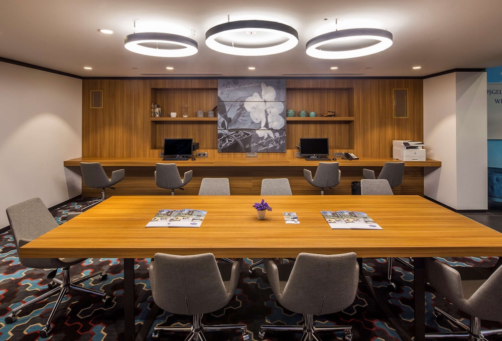 Hampton By Hilton Istanbul Sabiha Gokcen Airport 46/53