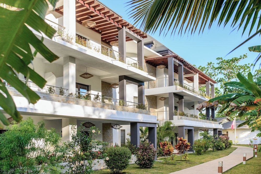 Royal Andilana Resort & Spa 11/80