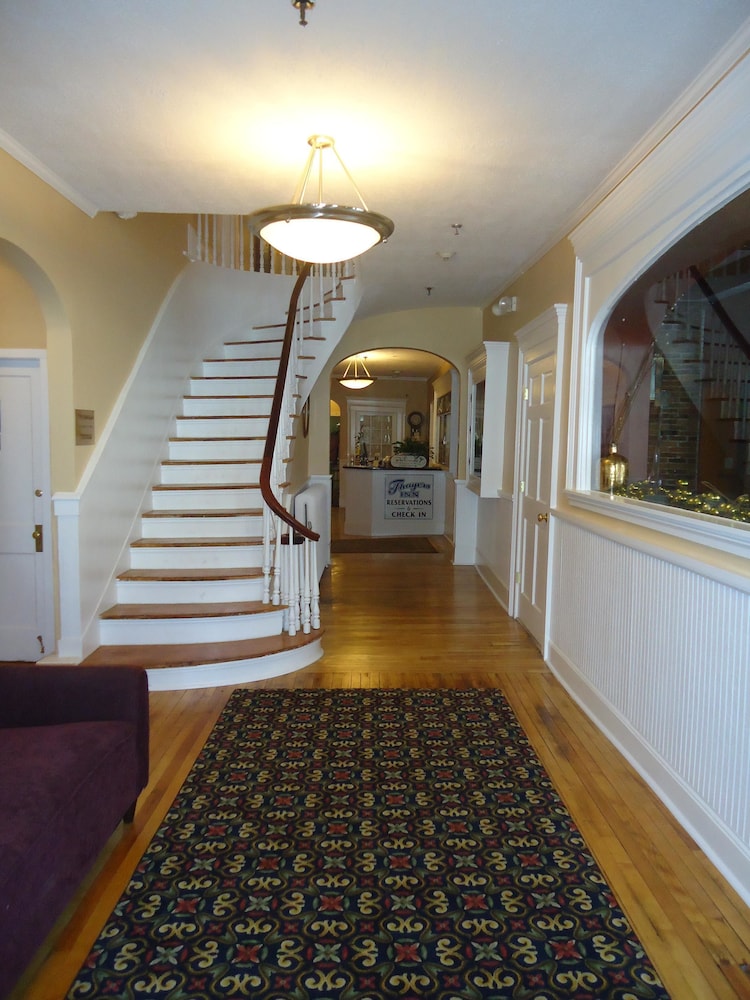 Thayers Inn 33/68