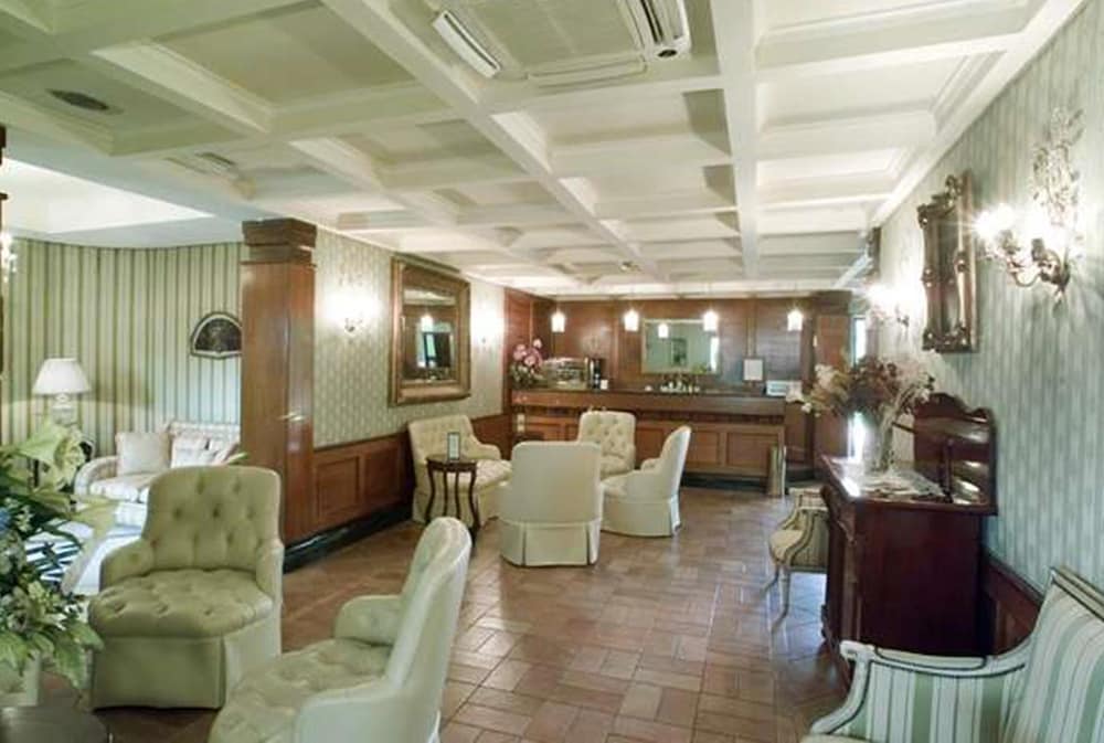 Hotel Quadrifoglio by Mancini 34/50