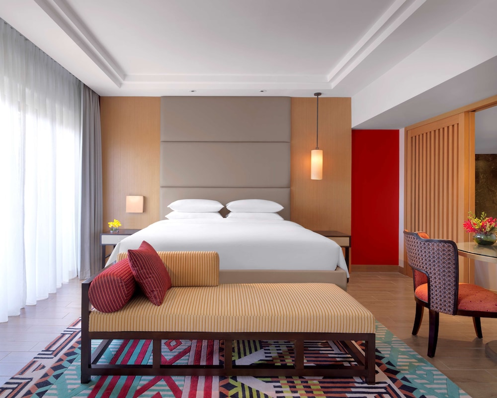 Regency, Suite, King Bed