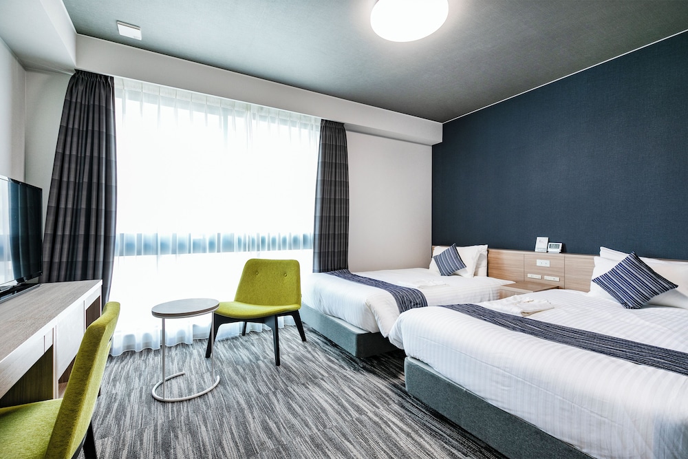 SUPERIOR, TWIN BEDS