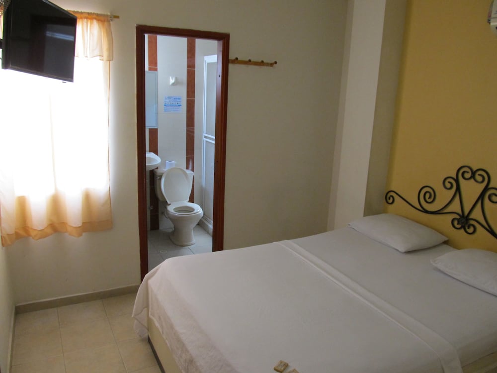 Hostal Solymar 16/42