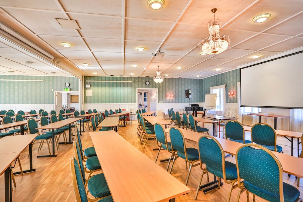 Hotell Jarvsobaden 35/50