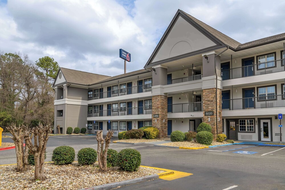 Motel6 Columbus, GA - Columbus Airport