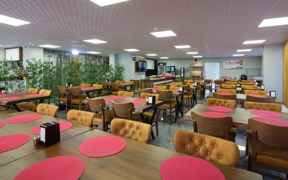Grand Gulluk Hotel 45/56