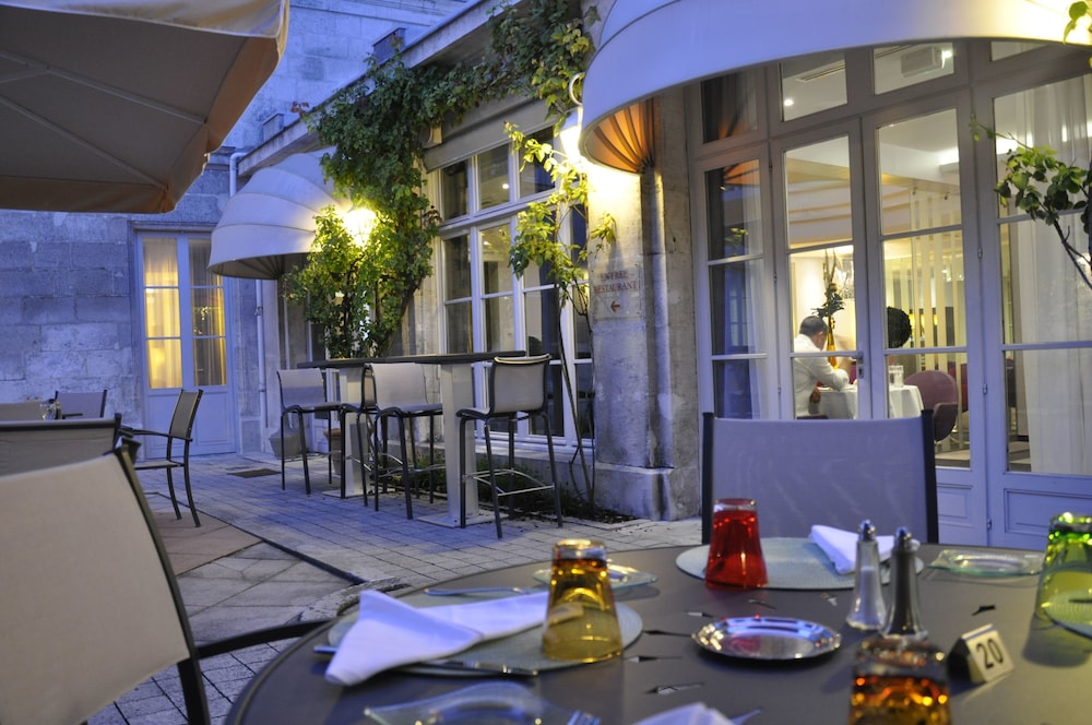 Mercure Angouleme Hotel de France 55/72