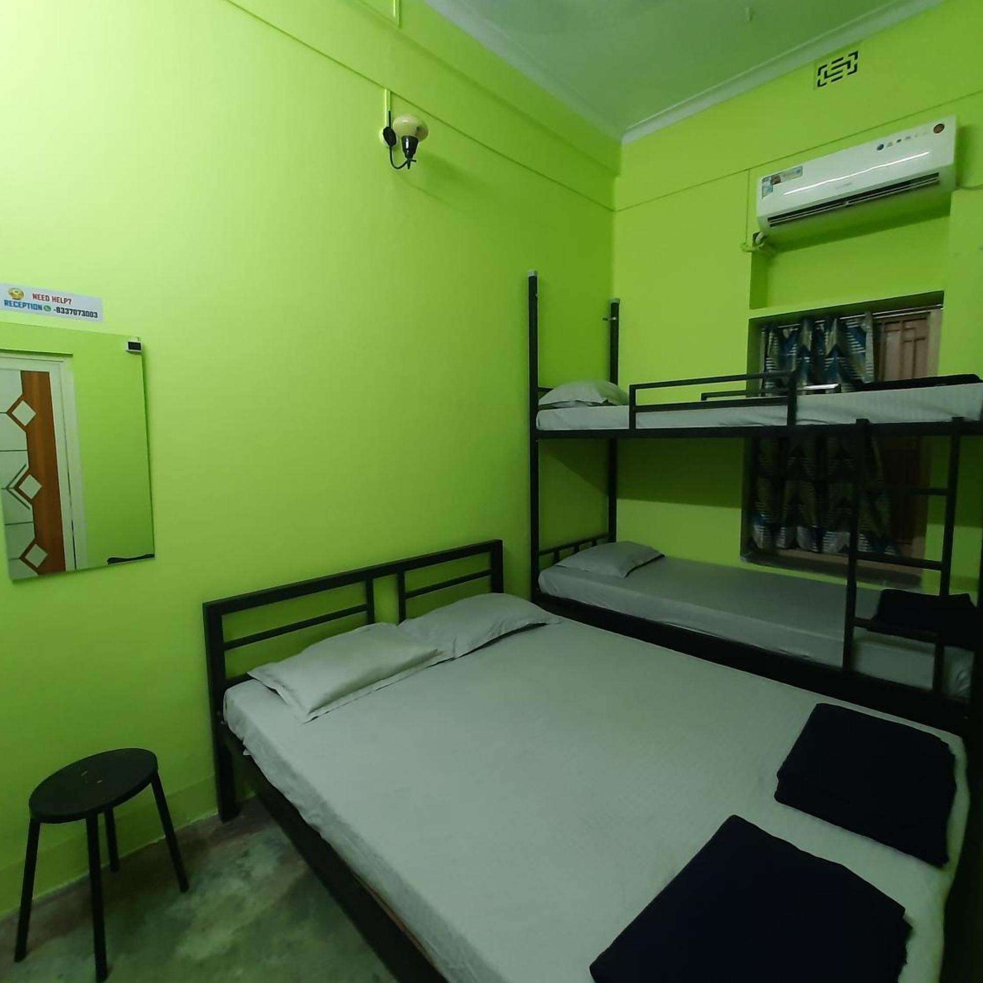 Bubble Beds Hostel 32/54