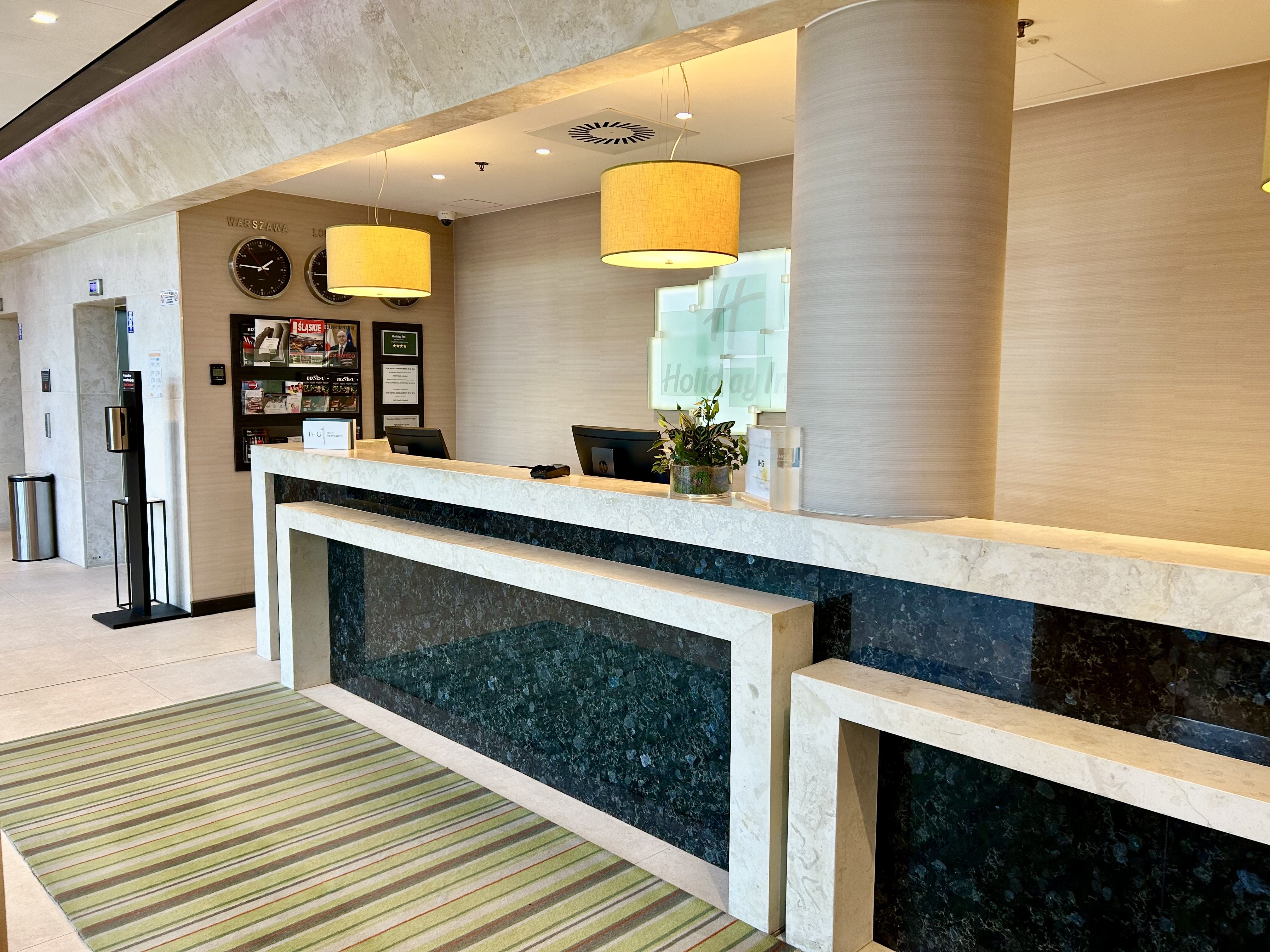HOLIDAY INN DABROWA GORNICZA 8/75