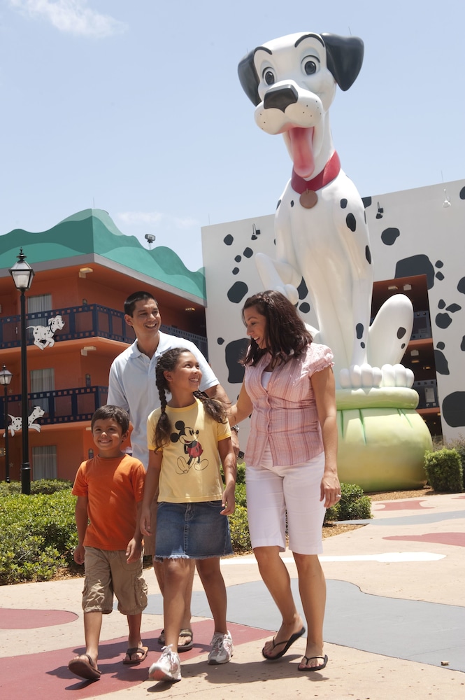 Disneys All Star Movies Resort 33/41
