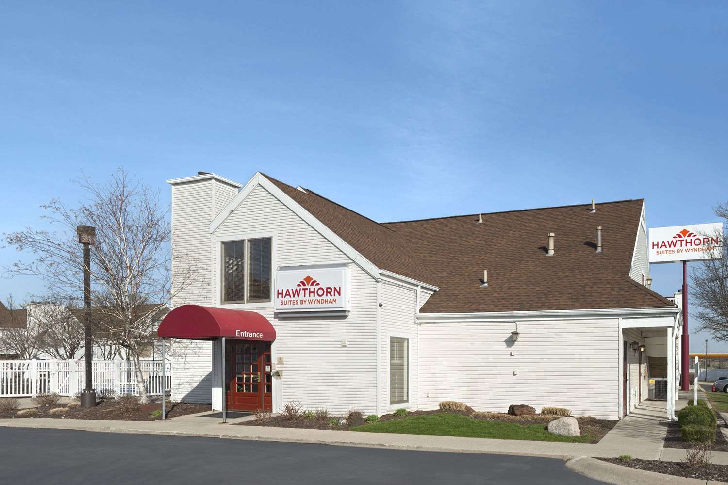 Suburban Studios Fort Wayne, IN 1/12