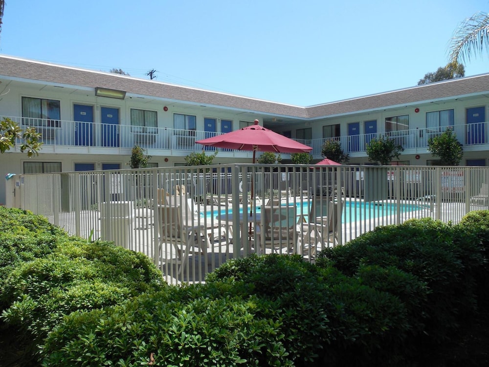 Motel6 Temecula, CA - Historic Old Town in TEMECULA - CA