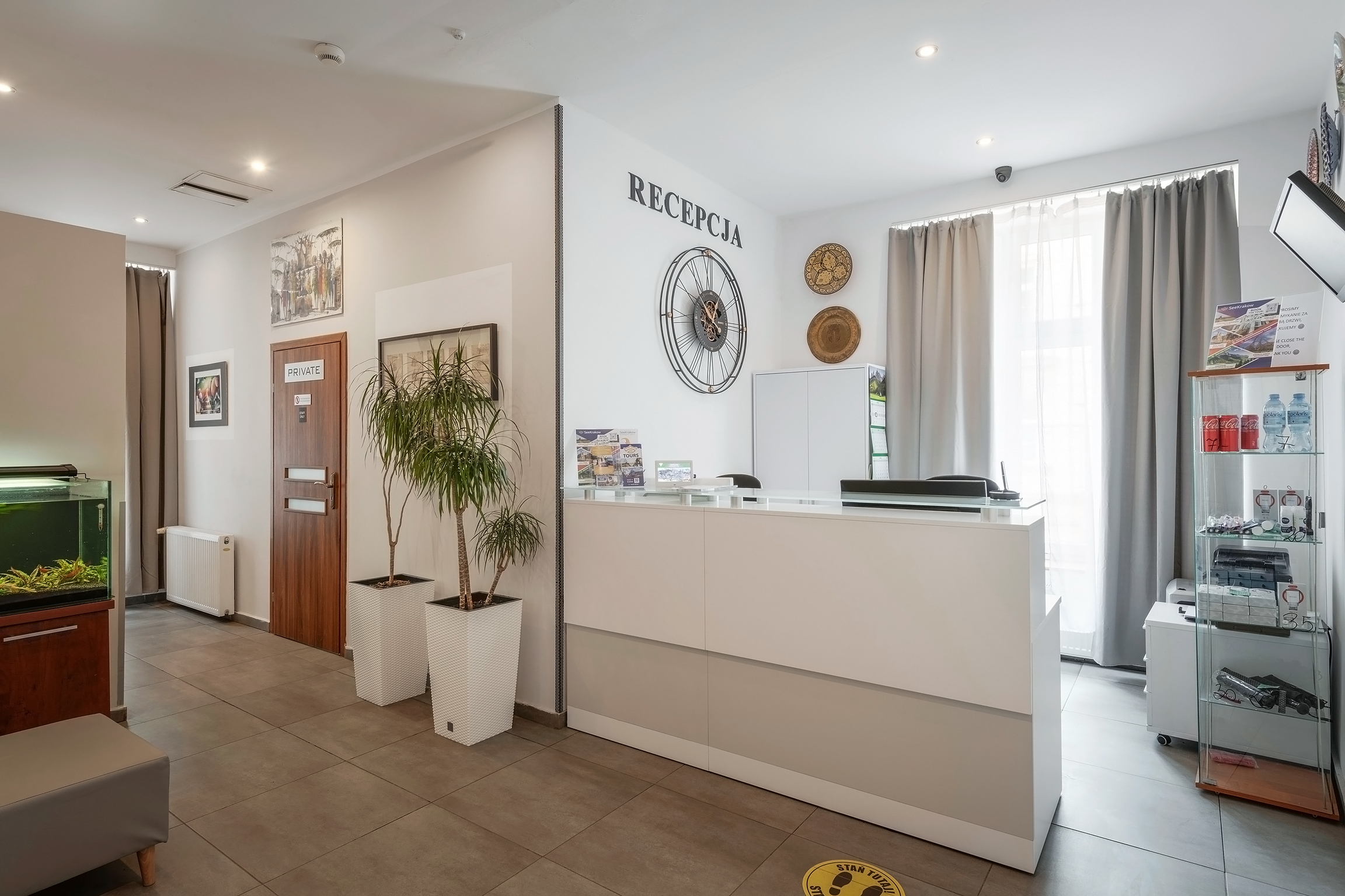 Queens Apartments 2/50
