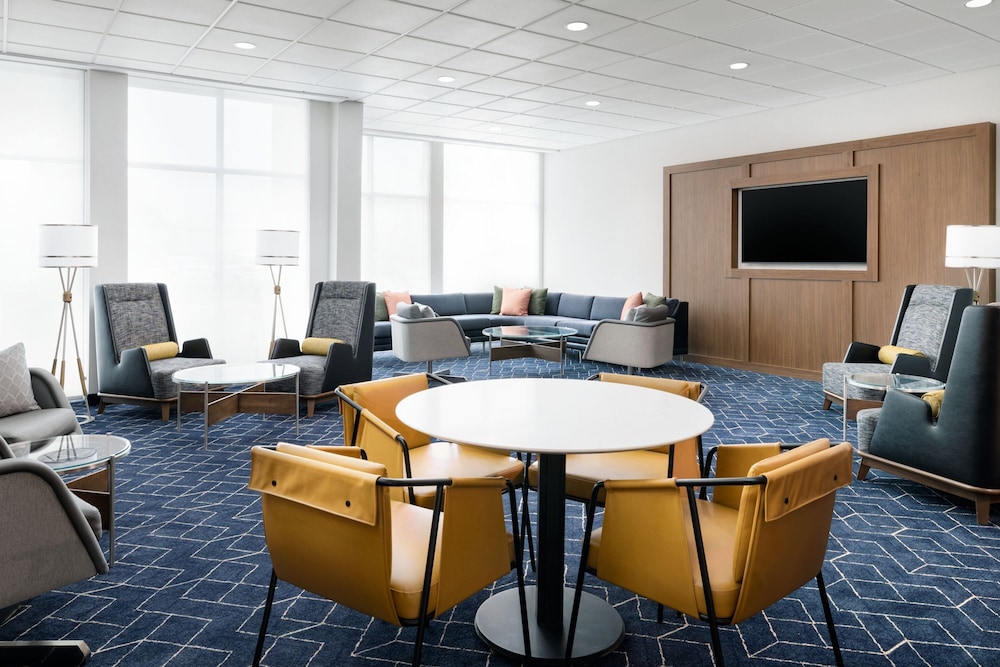 Courtyard By Marriott New Castle 9/15